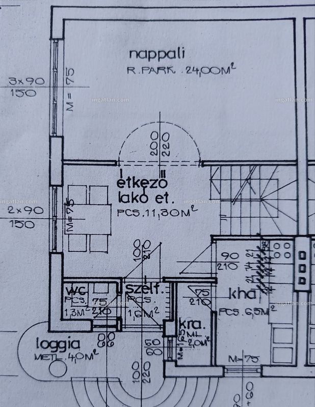 Hirdetés fotója