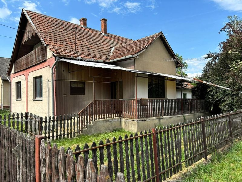 Listing photo