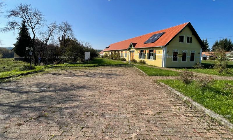 az épület kívülről