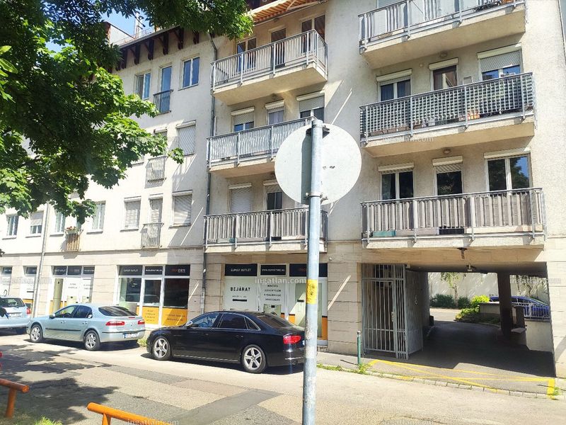 Listing photo