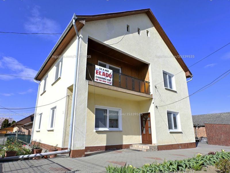 Listing photo