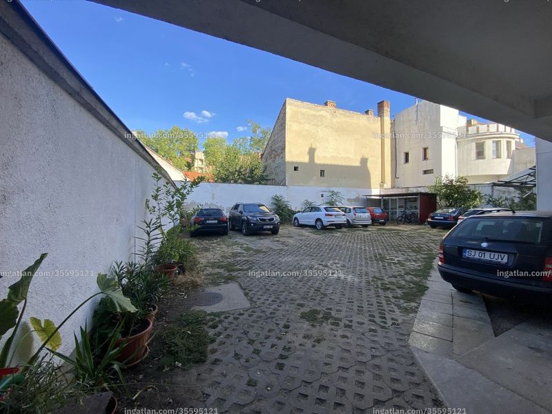 parkoló