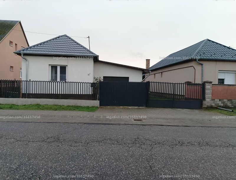 Listing photo