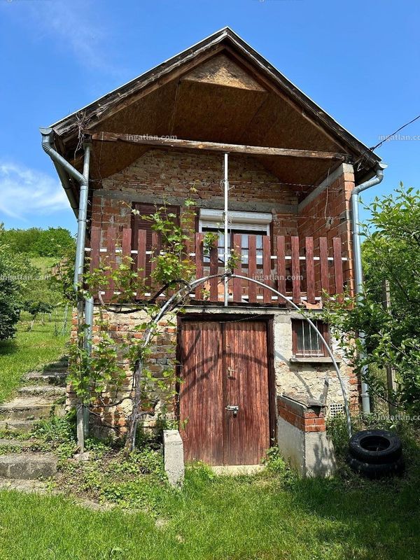 Listing photo