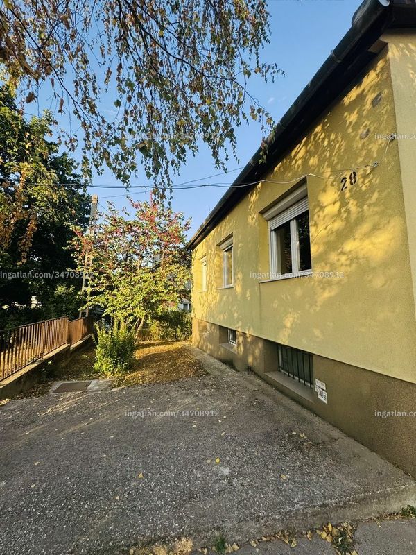 az épület kívülről