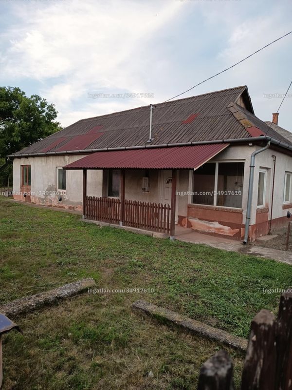 Listing photo