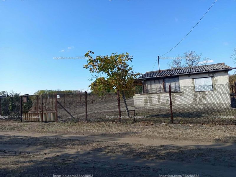 Listing photo