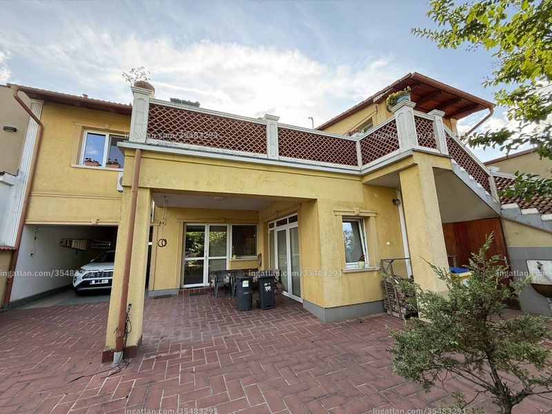 az épület kívülről