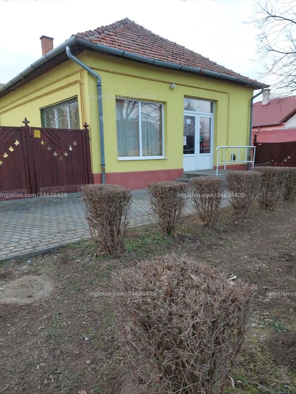 Listing photo