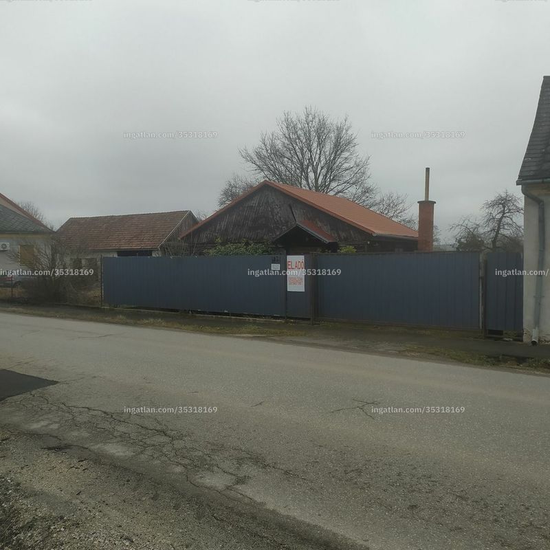 Hirdetés fotója