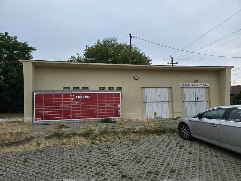 Listing photo