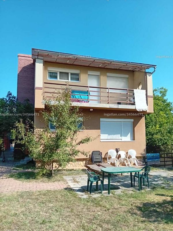 az épület kívülről