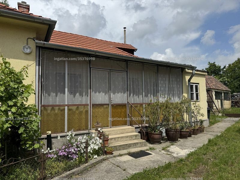 entrance from the outside