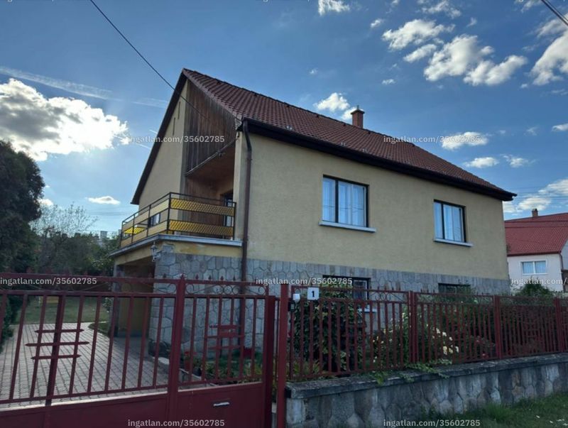 az épület kívülről