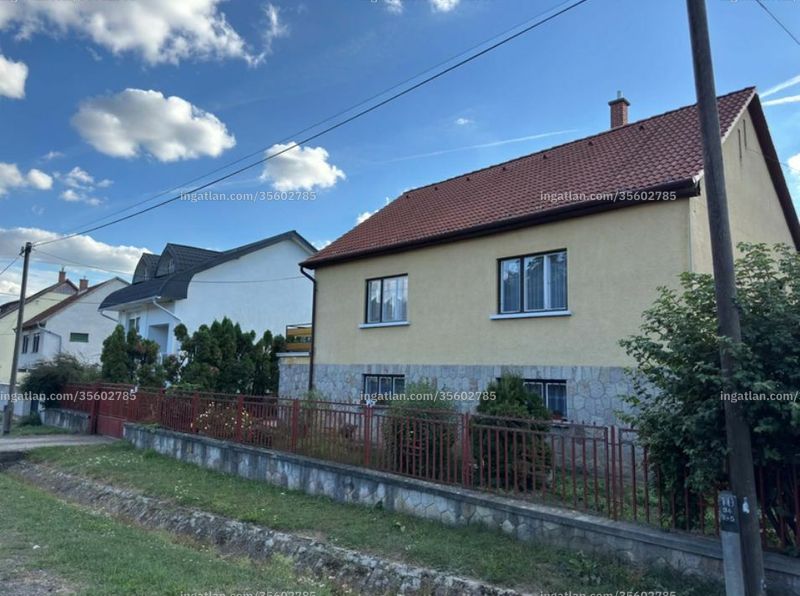 az épület kívülről