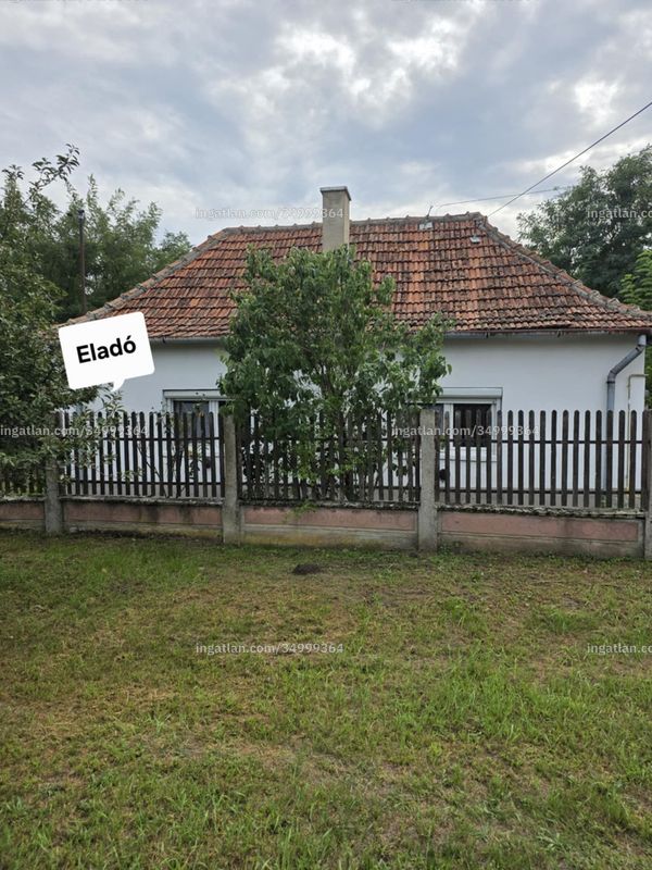 Listing photo