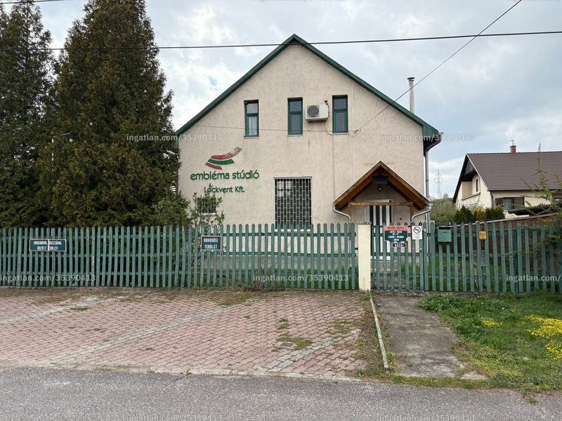 Listing photo