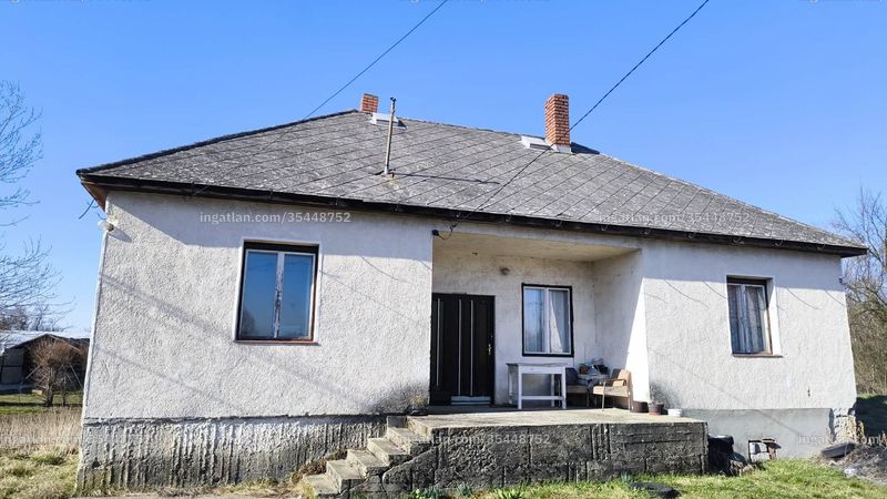Listing photo