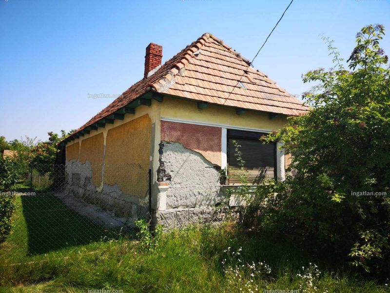Listing photo