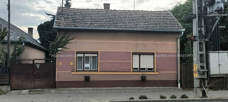 Hirdetés fotója