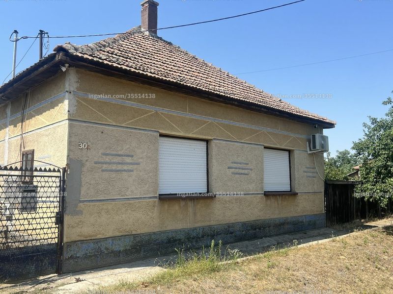 Listing photo