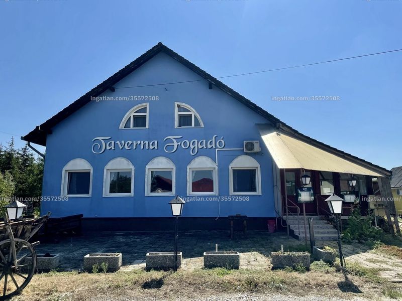 Hirdetés fotója