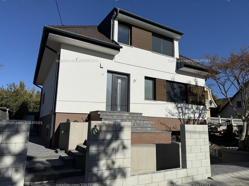 az épület kívülről