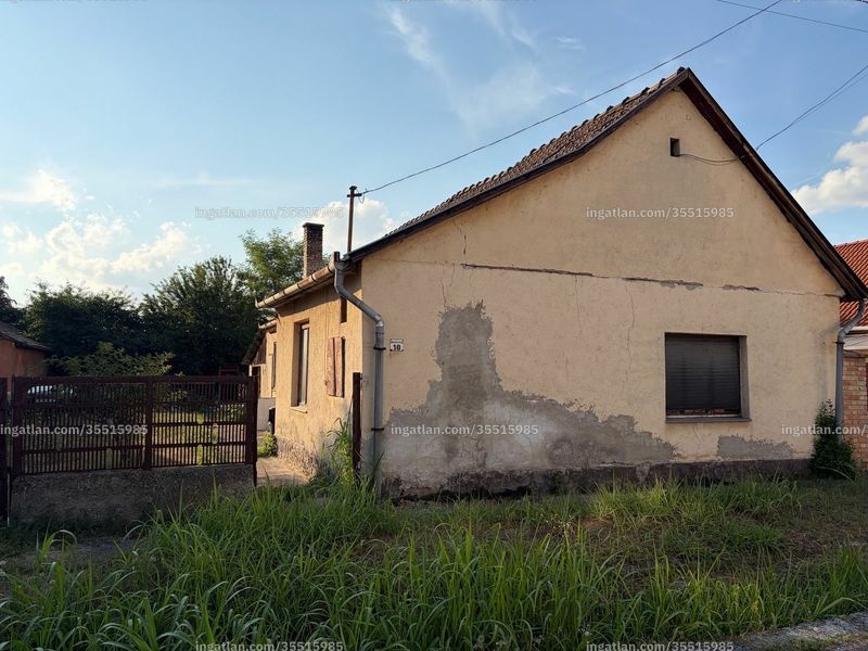 az épület kívülről