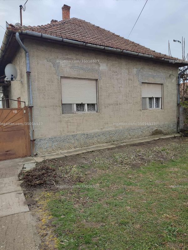 Listing photo