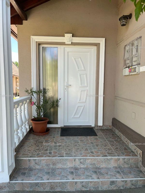 entrance from the outside