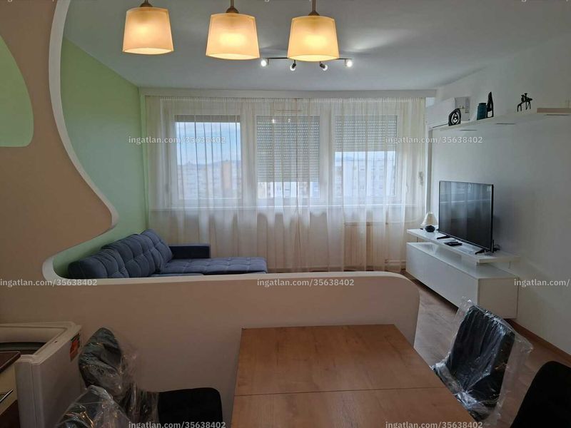 Listing photo