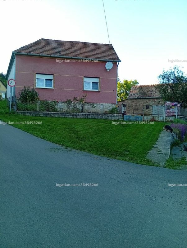 Hirdetés fotója