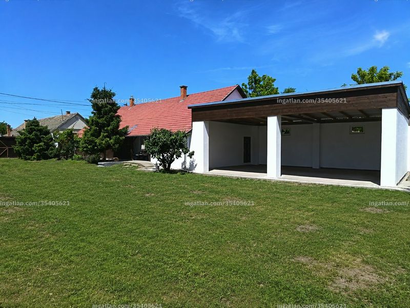 Listing photo