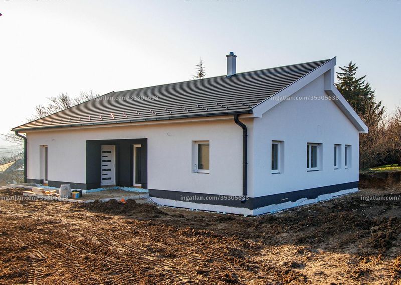 az épület kívülről