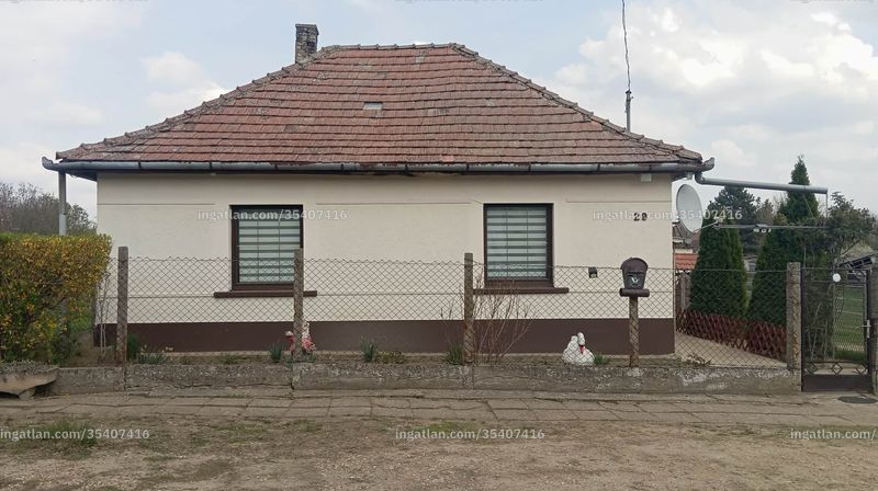 Hirdetés fotója