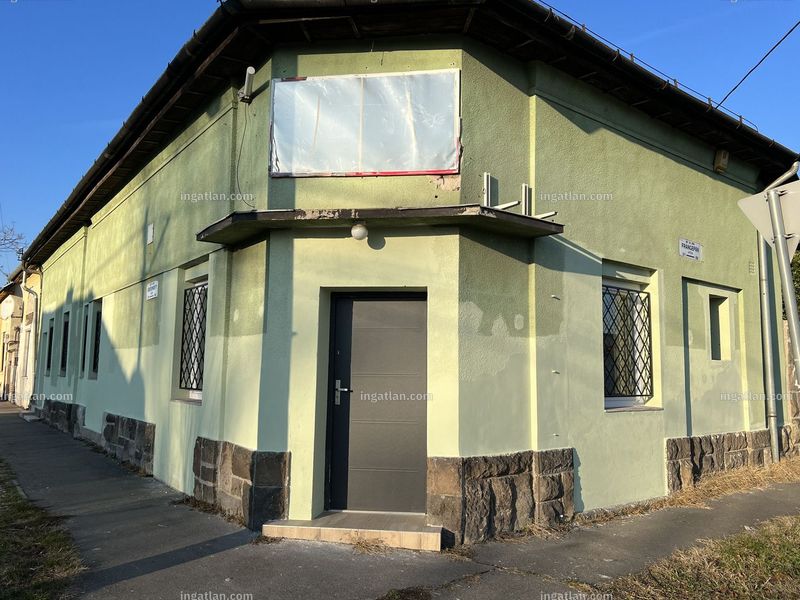 entrance from the outside