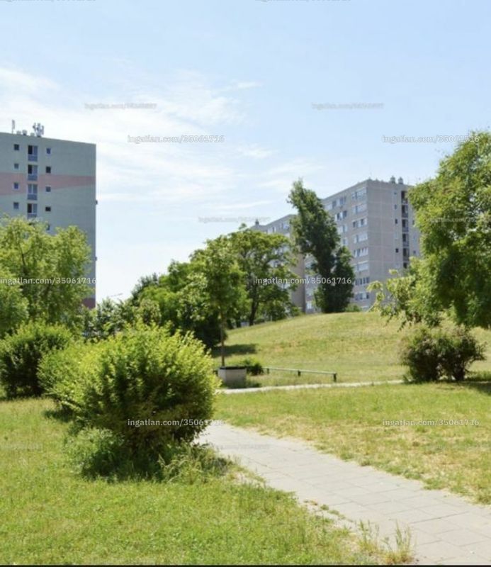 Hirdetés fotója