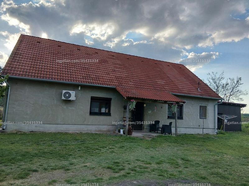 Hirdetés fotója