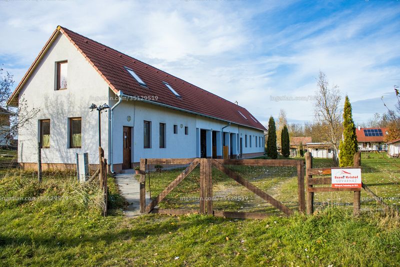 Hirdetés fotója