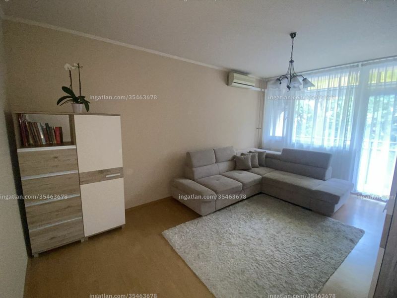 Listing photo