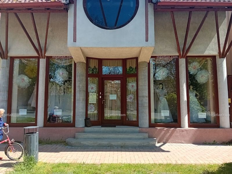 Listing photo