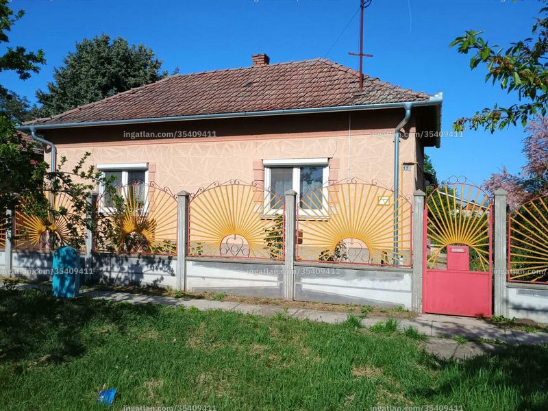 Listing photo