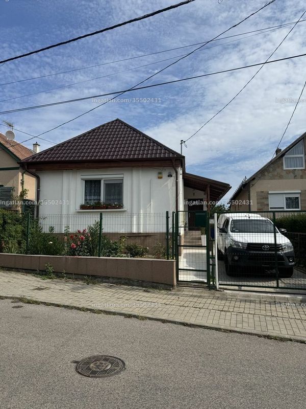 az épület kívülről