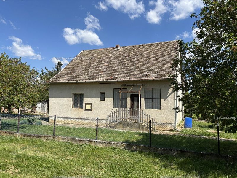 az épület kívülről