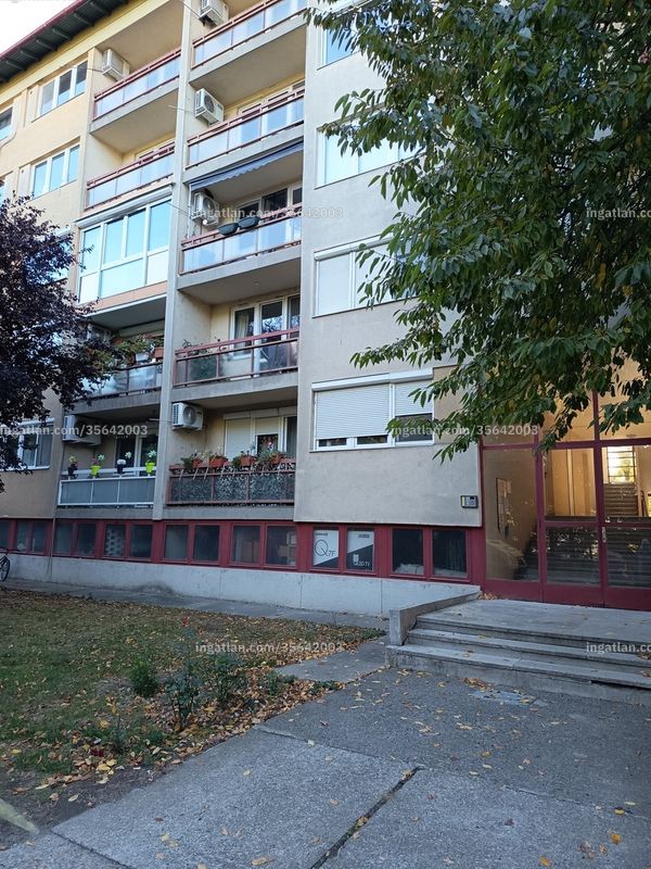 Listing photo