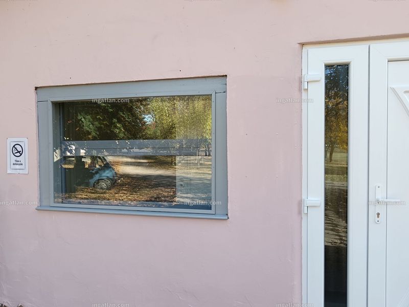 Listing photo