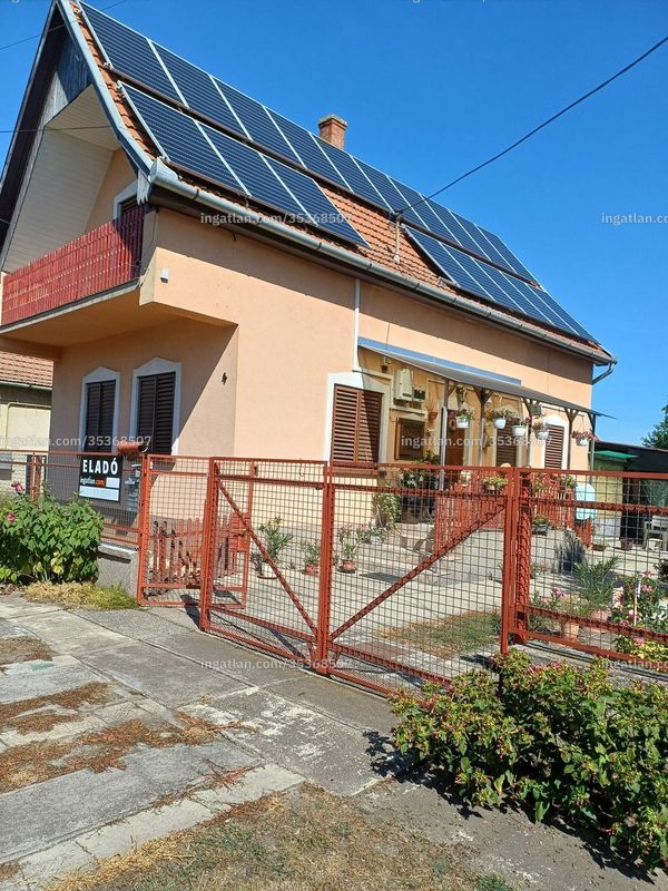 Listing photo