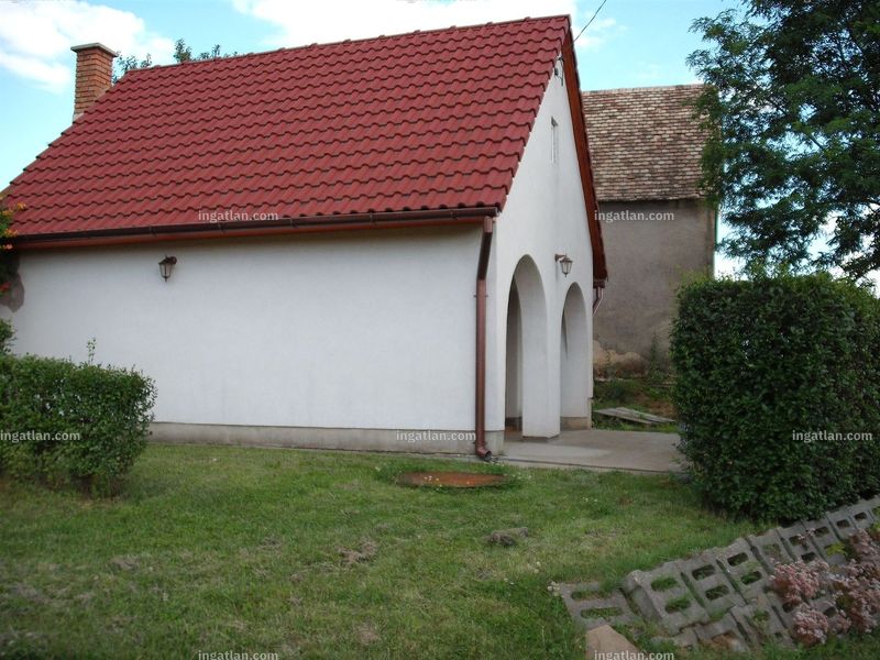 Hirdetés fotója