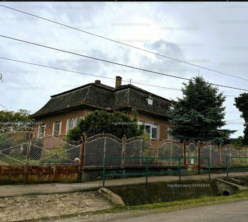 Hirdetés fotója