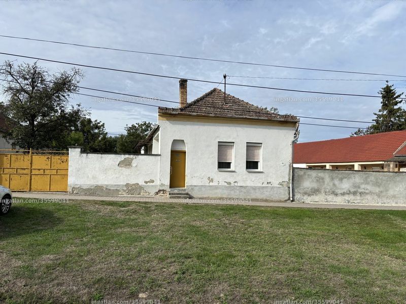 Listing photo